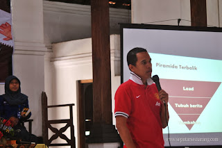 Piramida Terbalik, Pelatihan jurnalistik Nurul Wakhid