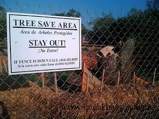 12 Hilariously Ironic Signs