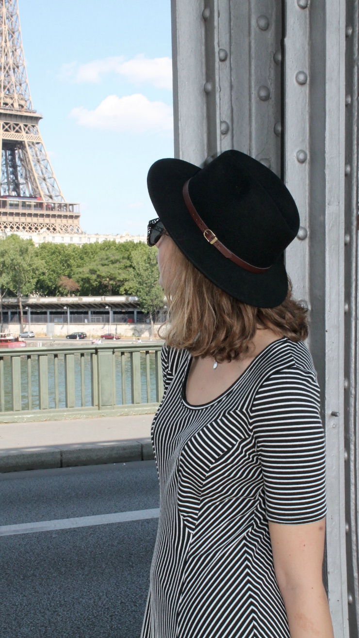 Bir-Hakeim Paris, France, fashion blogger