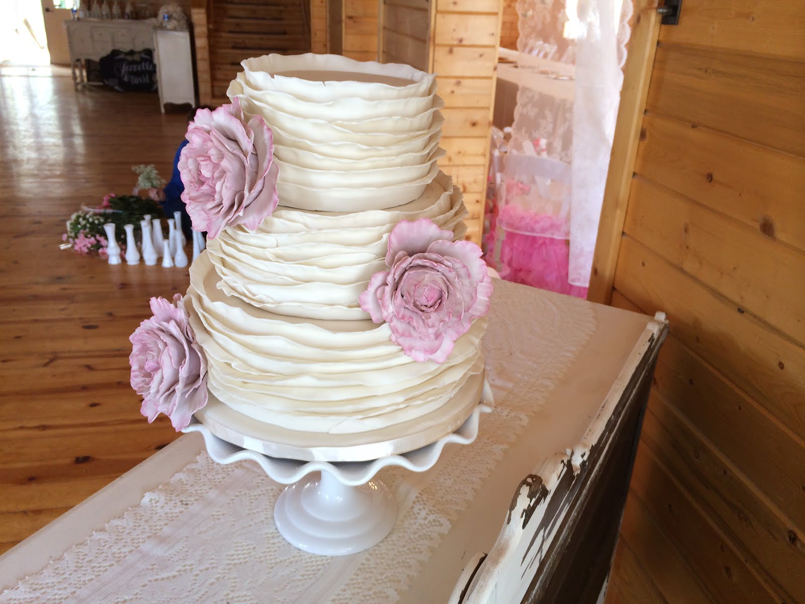 Cakes by L.E. Gallery