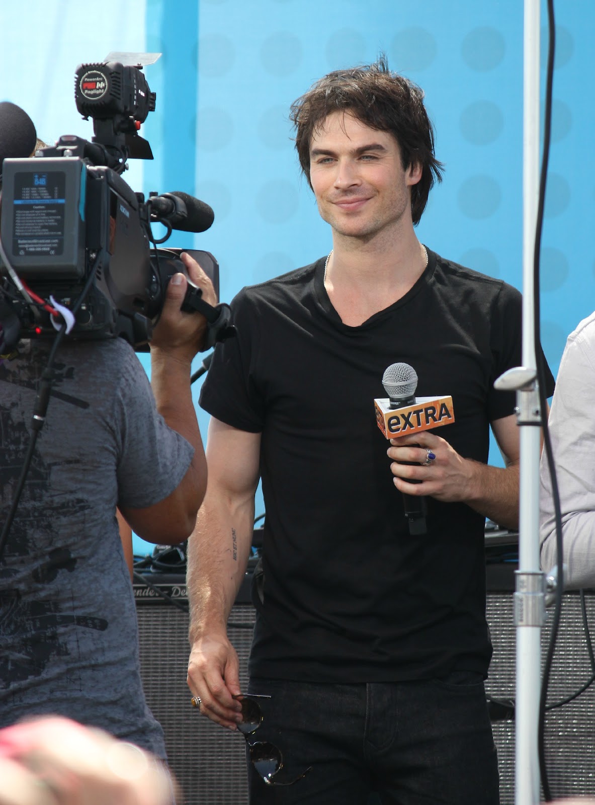 The Vampire Diaries Spotted ComicCon 2012 Ian & Nina Dish On