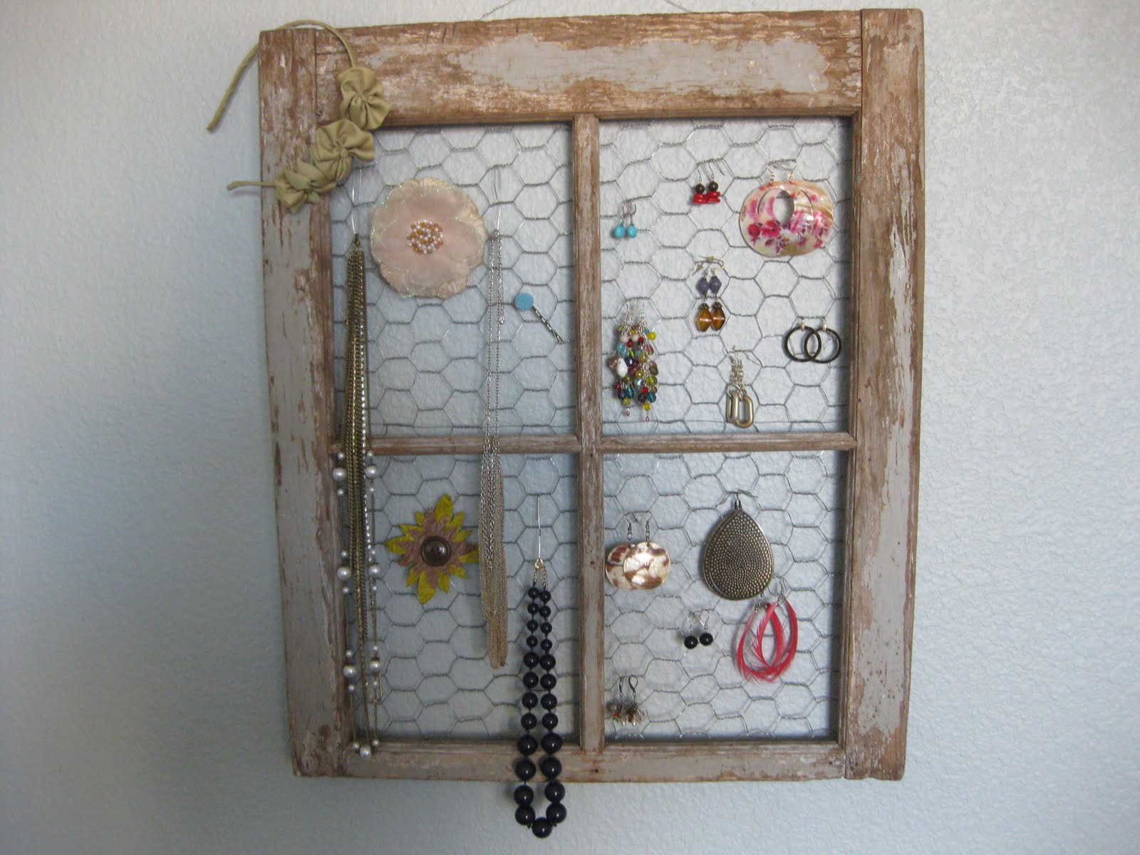 Life Love Larson DIY Jewelry Holder