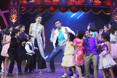 Ranbir & Deepika Promotion dance on the sets of Dramebaaz 
