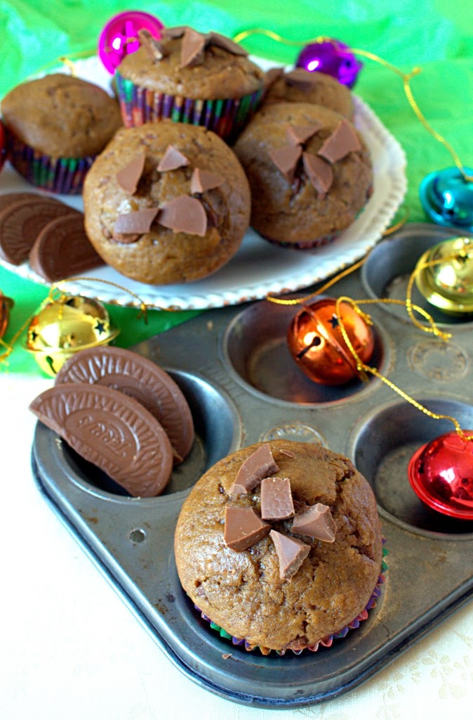I'd Much Rather Bake Than... Orange Chocolate Chip Gingerbread Muffins