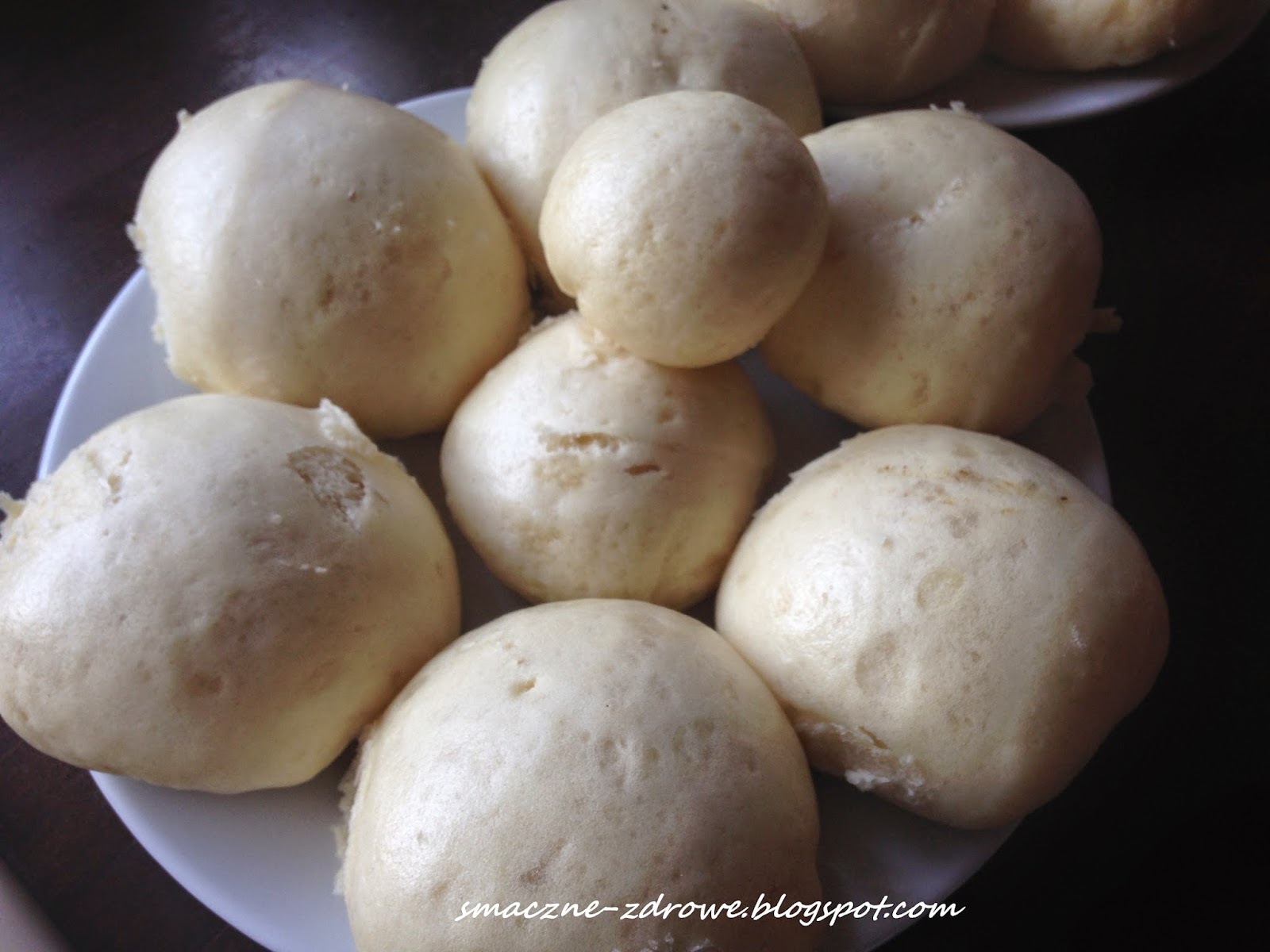 Smaczne Zdrowe Pyzy Drozdzowe Pampuchy Kluski Na Parze Na Mace Orkiszowej Produkt