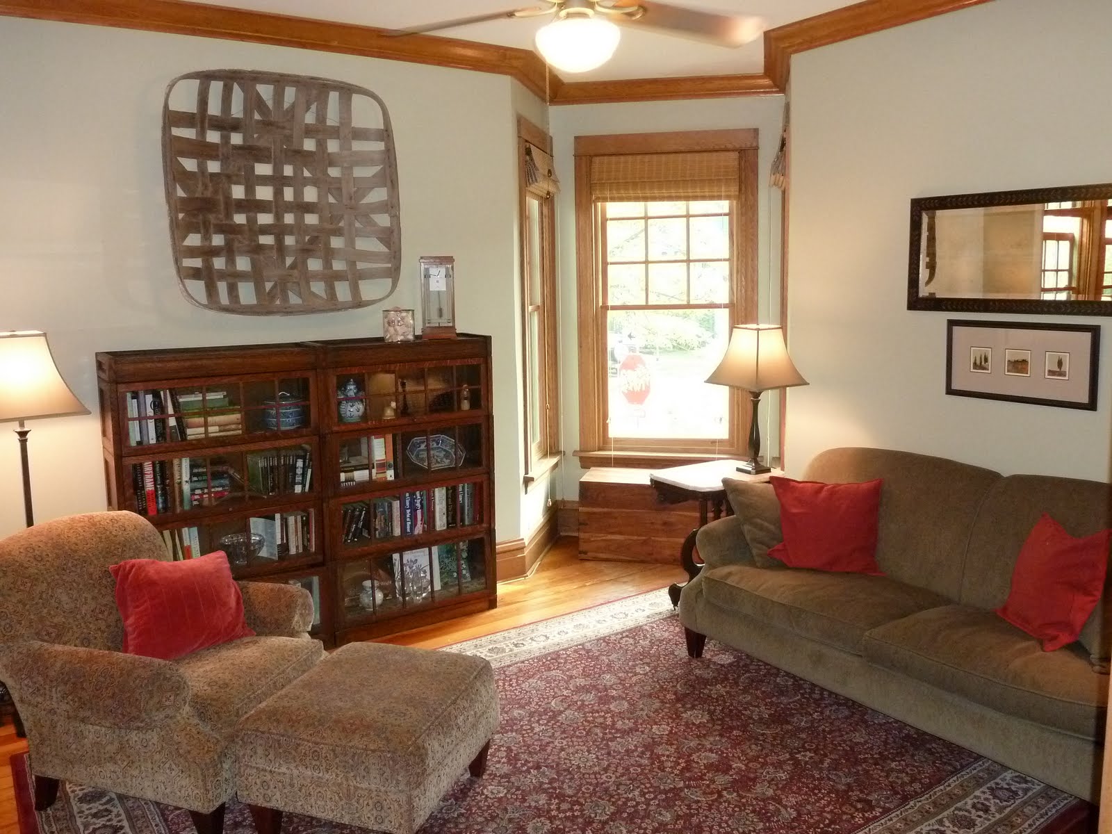 The Chicago Real Estate Local Curb Appeal! Ravenswood/ Lincoln Square