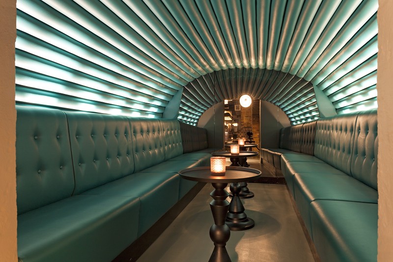 DIRTY MARTINI... London On The Inside