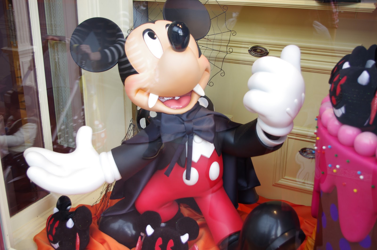 ディズニー ハロウィン２ The Lucky Rabbit