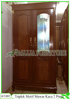 Lemari Triplek Klender Motif 2Pintu Kaca Lemari Triplek Klender Motif 2Pintu Kaca