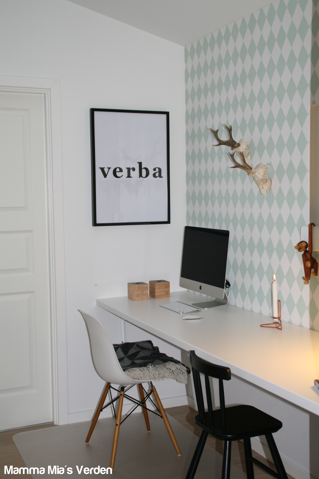 ⤠mamma mia's verden: tilbygning #1: kontor