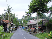 Shopping Batik Unlimited In Ubud Bali