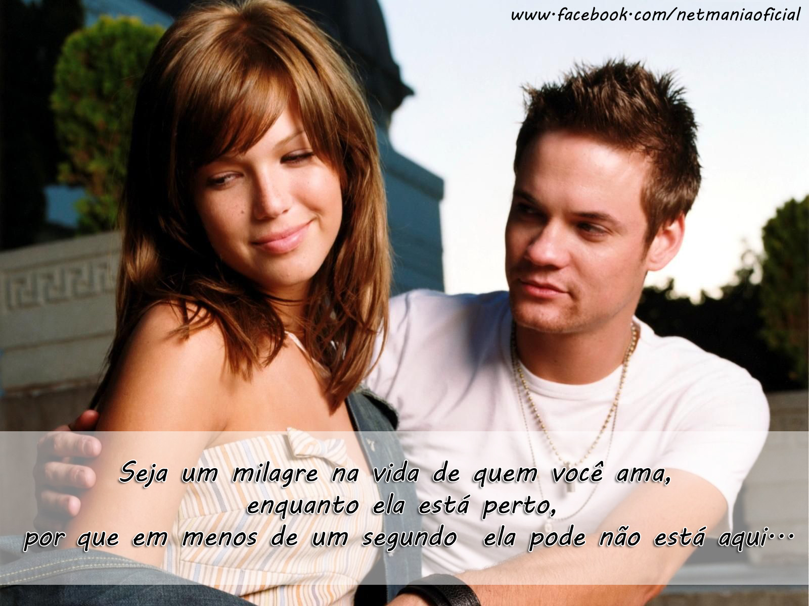 http://4.bp.blogspot.com/-cPvsN7x4M7E/UFOTNGKBUcI/AAAAAAAAAxI/Ans4Djv1RGM/s1600/112642_Papel-de-Parede-Um-Amor-para-Recordar-A-Walk-to-Remember--112642_1600x1200.jpg