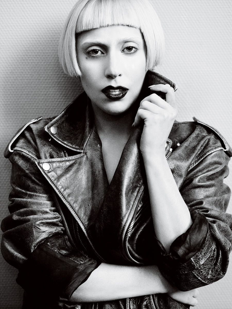 Lady Gaga Vogue March 2011. Lady Gaga Covers US Vogue March 2011