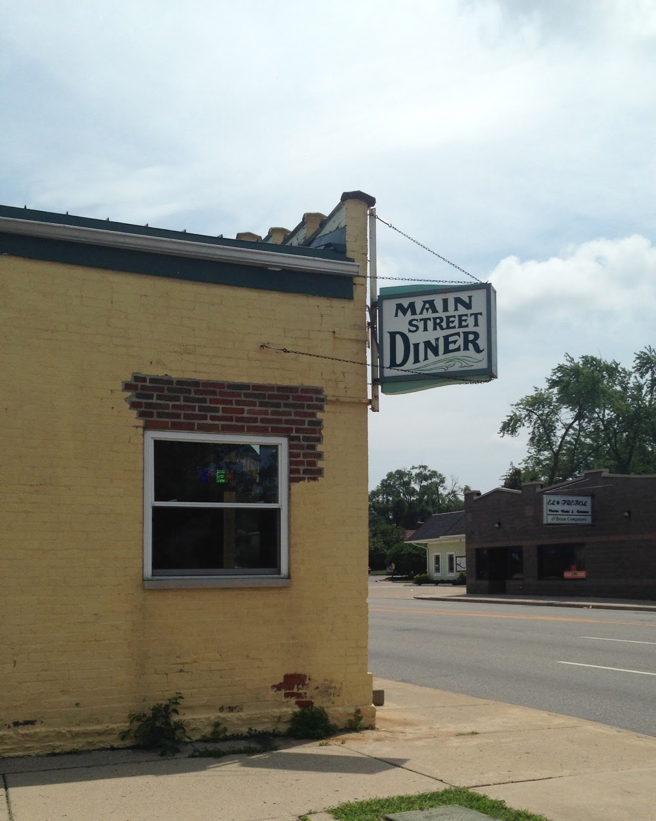 Indianapolis Restaurant Scene Road Trip Main Street DinerRichmond, IN