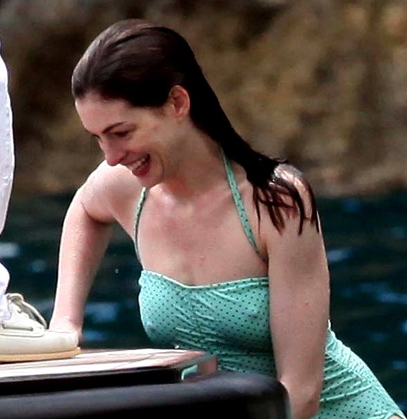 Anne+Hathaway+(17)