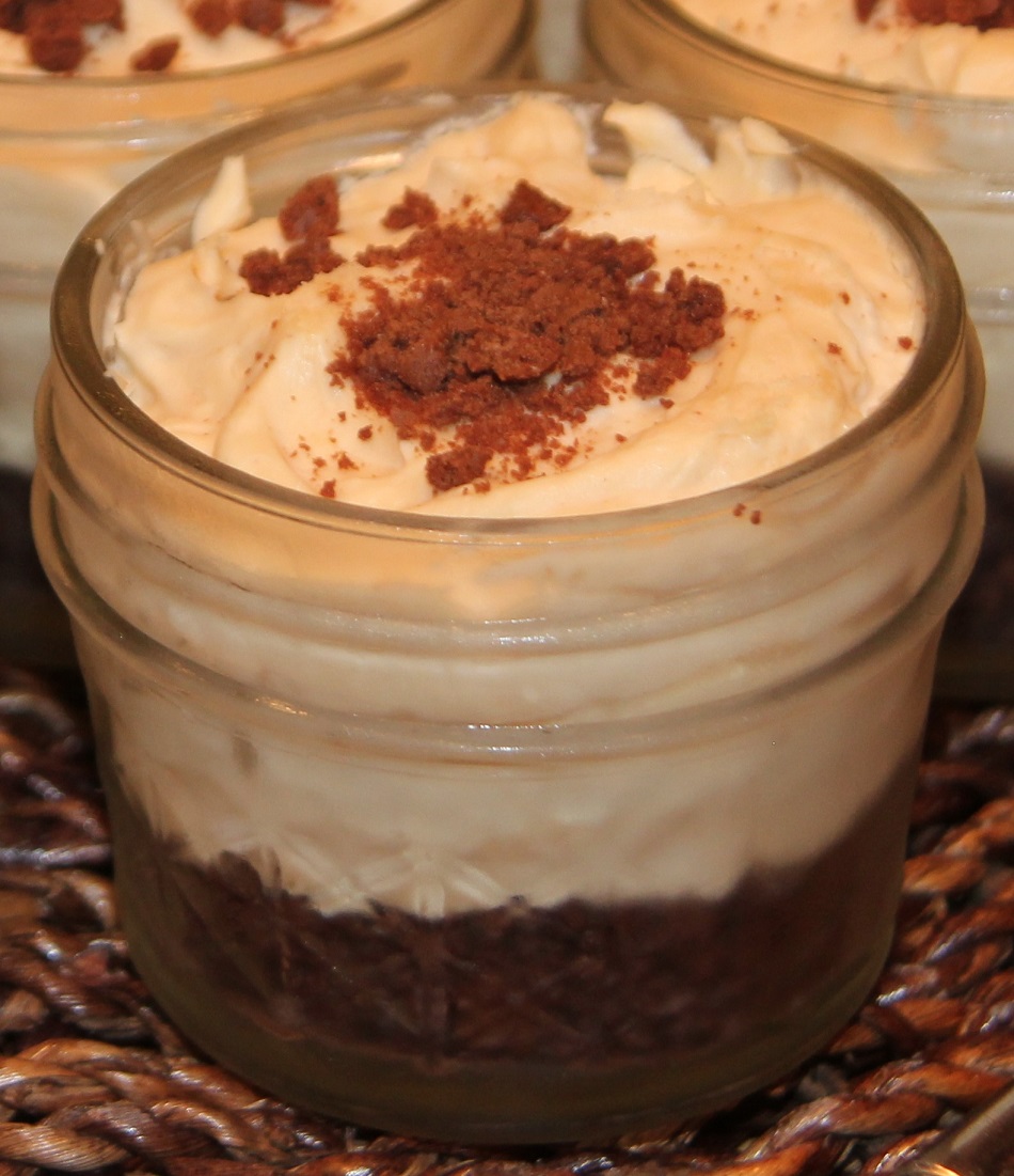 Beyond Betavia Mini Cheescakes in Canning Jars