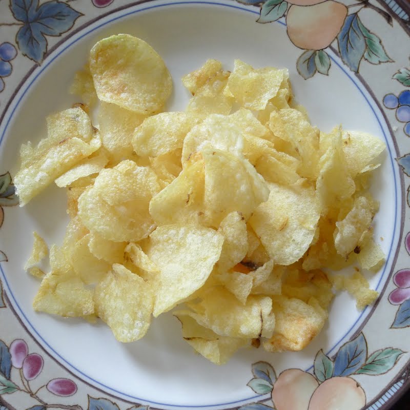 Betcha can't eat just one Lay's potato chip