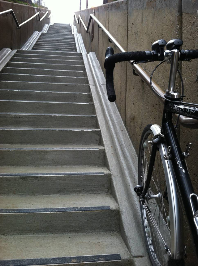 Escadarias projetadas para ciclistas