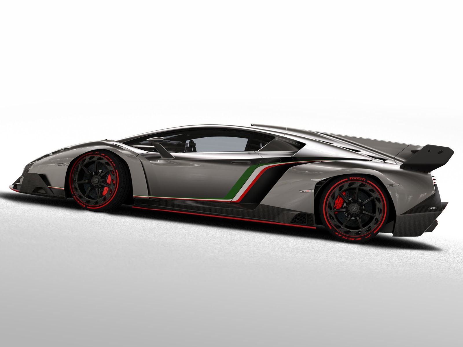 http://4.bp.blogspot.com/-cV0OwC4MXpg/UTohYPeTSLI/AAAAAAAANBk/vuS_E_7xhzs/s1600/lamborghini_veneno_wallpapers_hd+(3).jpg
