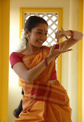 Tamil Actress Maya Unni in Orange Saree Photos