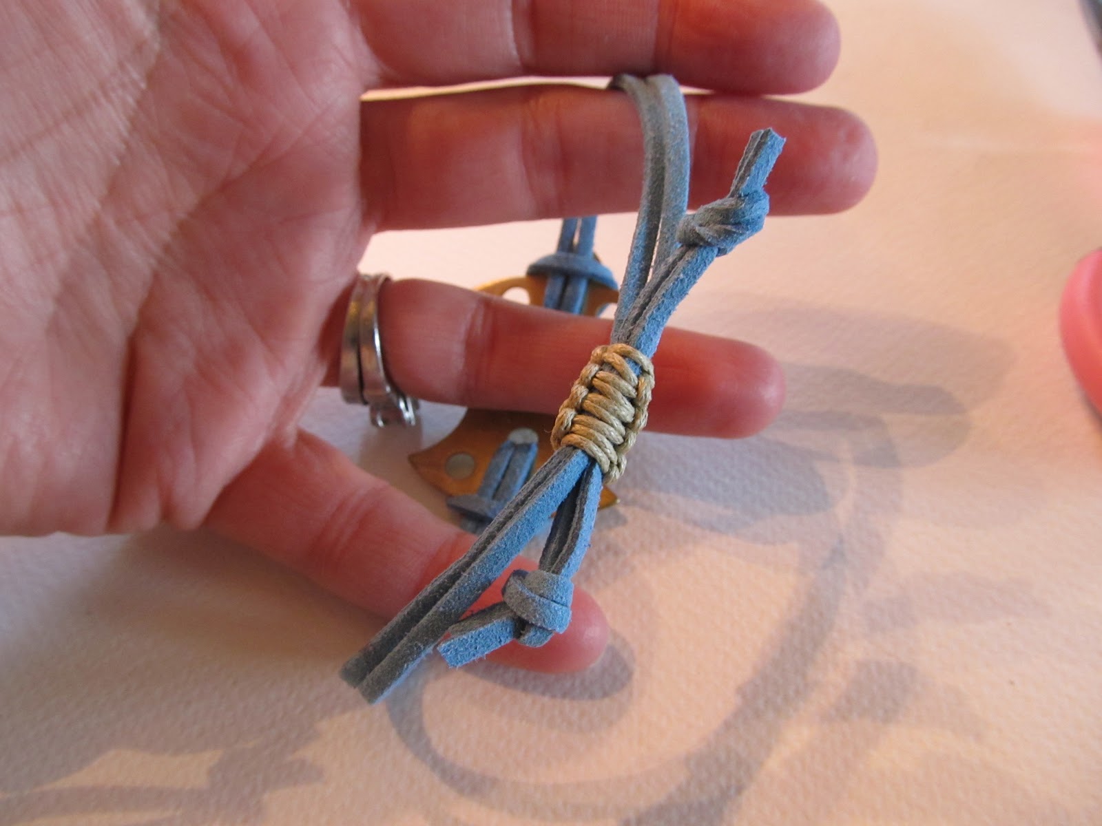 WobiSobi Rhinestone, Hinge Bracelet DIY.