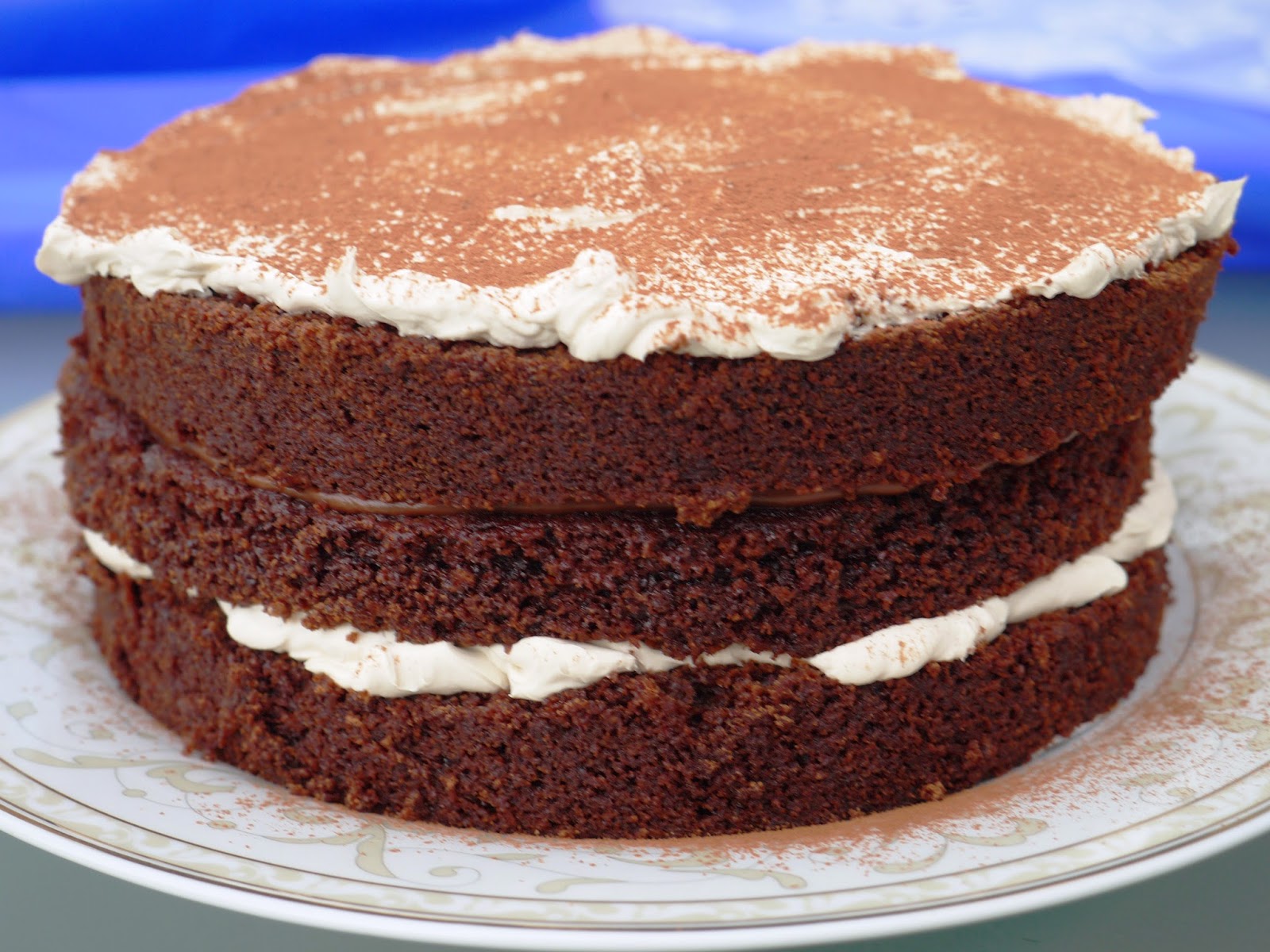 This Muslim Girl Bakes Cappuccino Fudge Cake