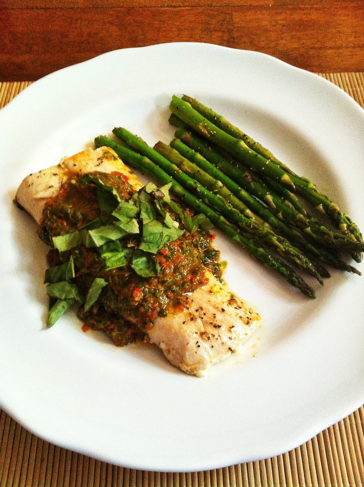 taylor made mahi mahi with tomato, basil, spinach & lime sauce