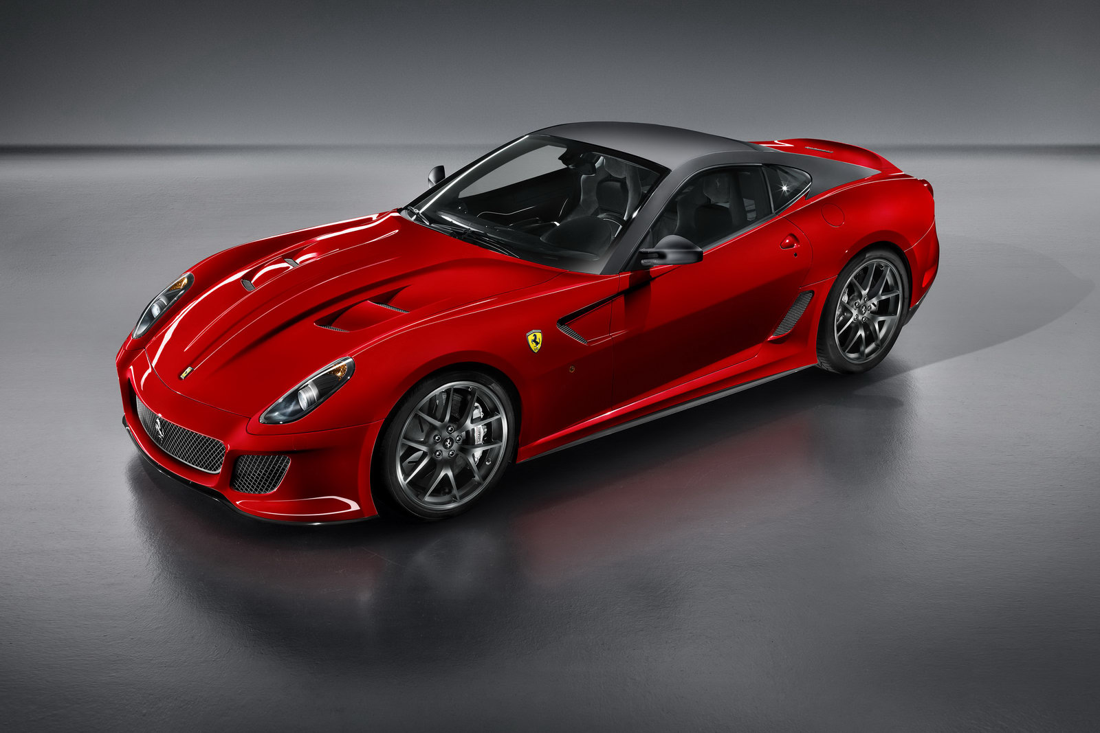 http://4.bp.blogspot.com/-cYltI1yi-OY/Ti9GFiMiIII/AAAAAAAAAiA/SVRHY2x_R3s/s1600/ferrari-599-gto-1.jpg