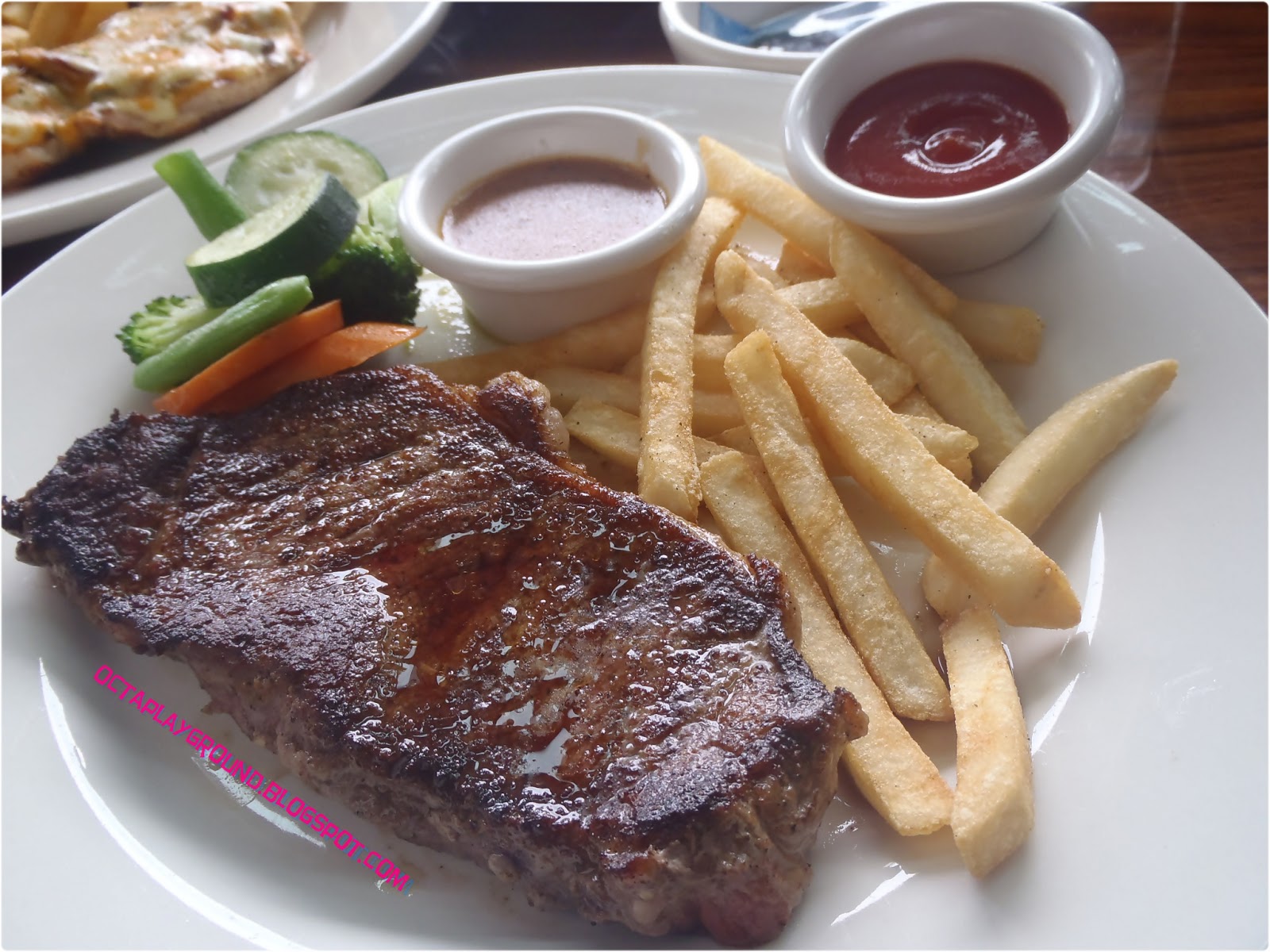 Outback Steakhouse MeatLovers Gathering Octa's Playground