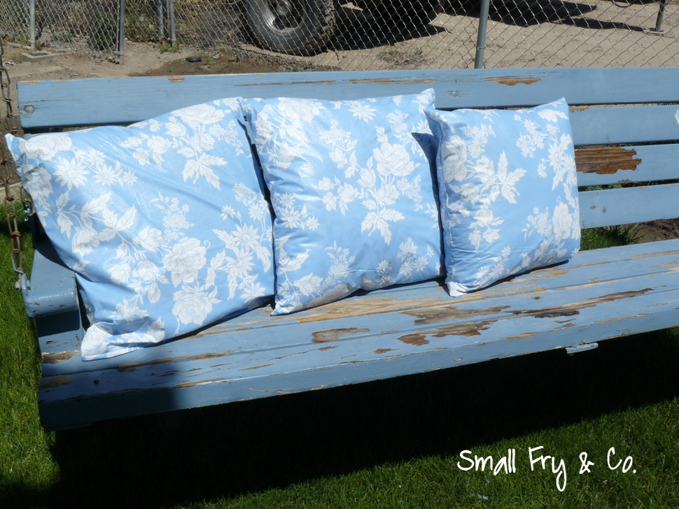 Small Fry & Co. Repurpose a Tablecloth Series Outdoor Pillows