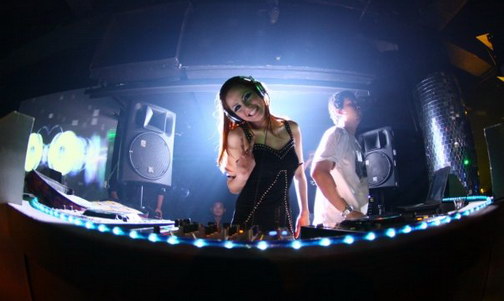 DJ Jessica Iconic Twilight Liquid Semarang