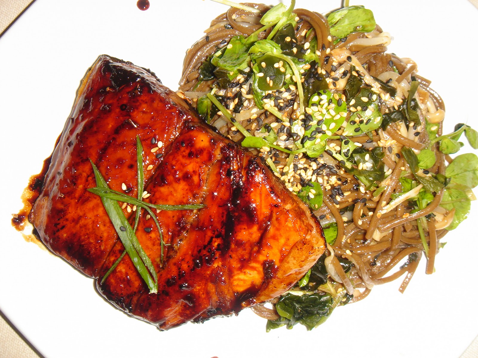 FEAST to the world Teriyaki Salmon with Soba noodles, Wakame seaweeds