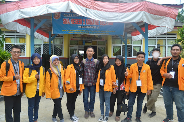 Saat Siswa-siswi SMAN 3 KONAWE SELATAN belajar Linux Saat Siswa-siswi SMAN 3 KONAWE SELATAN belajar Linux