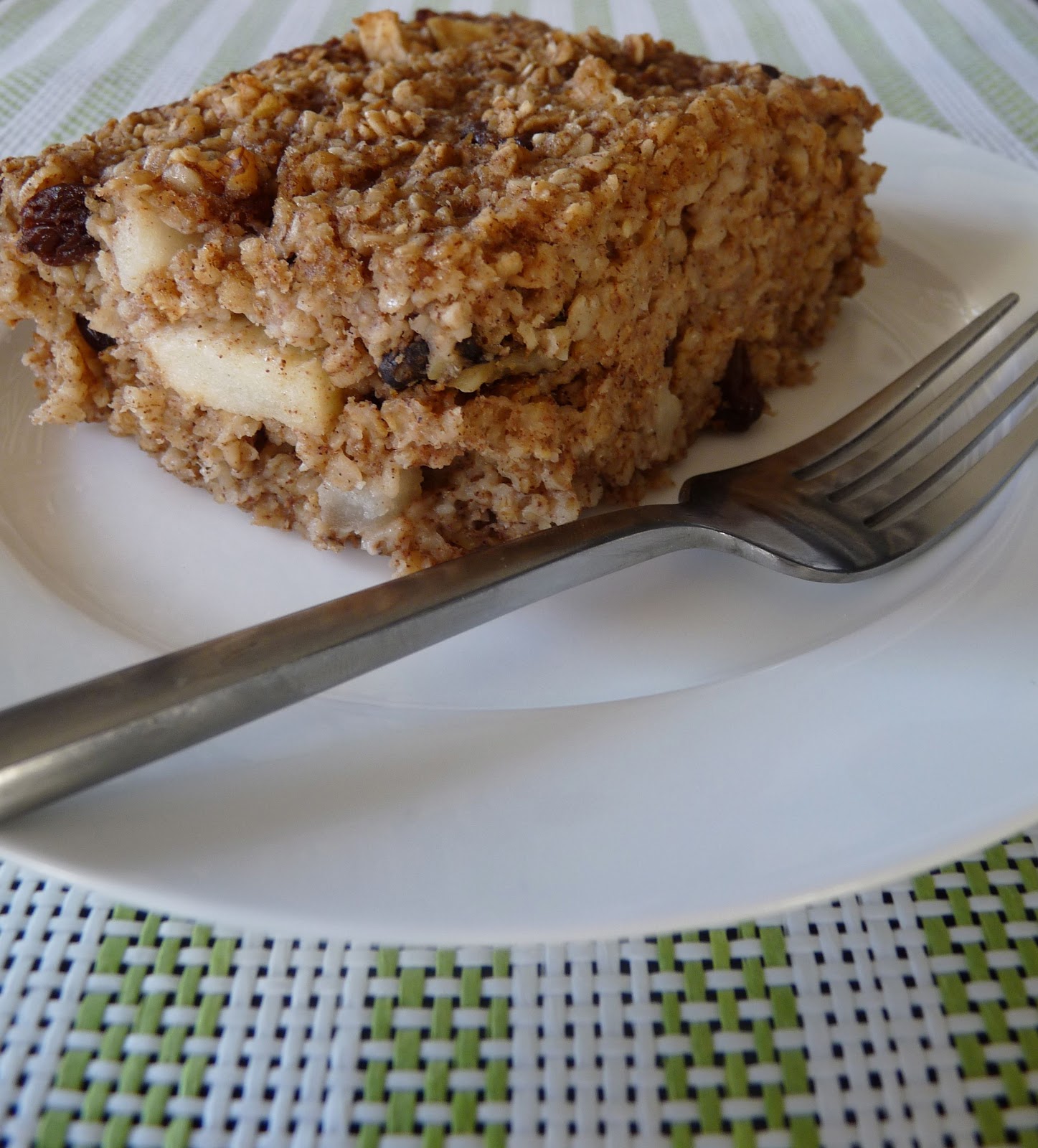Apple Cinnamon Baked Oatmeal