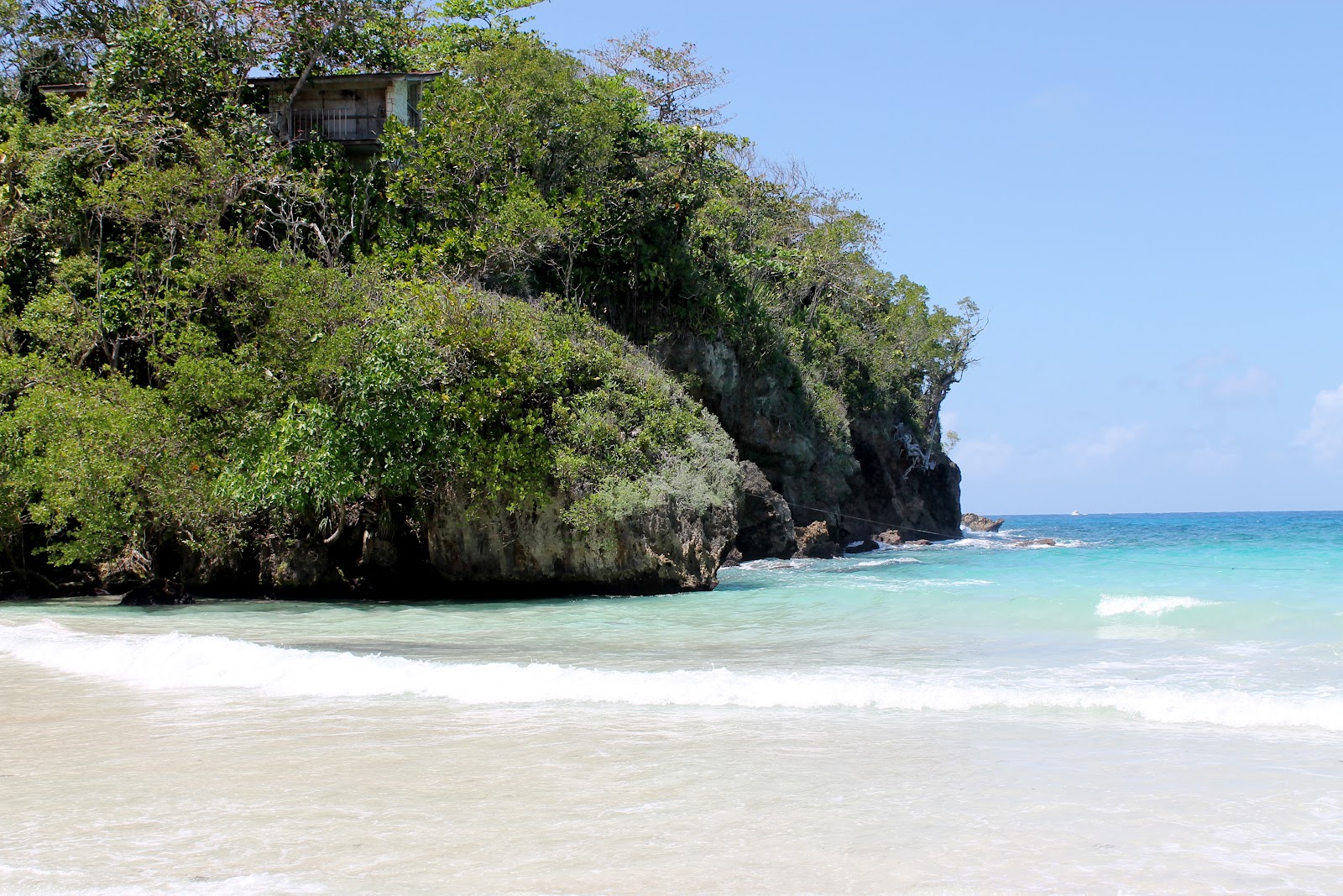Wendy In Jamaica Frenchman's Cove & Hashing in Maroon Country