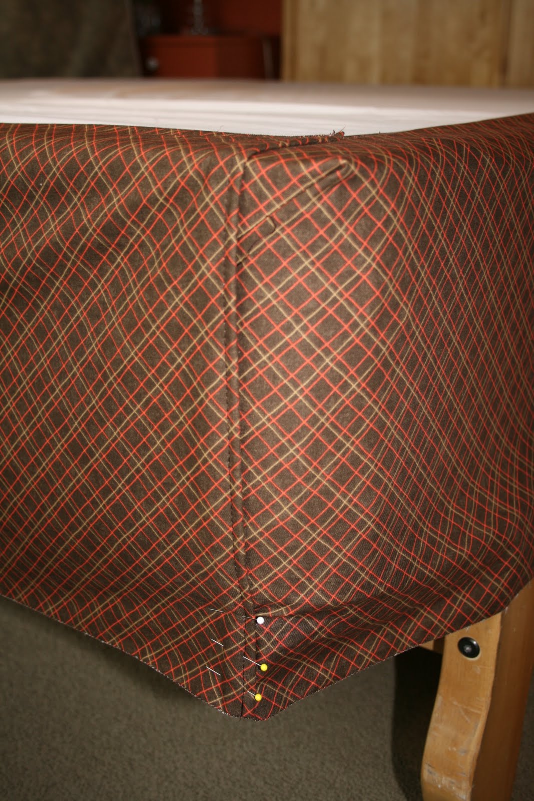 Shiner's view Boxspring cover tutorial