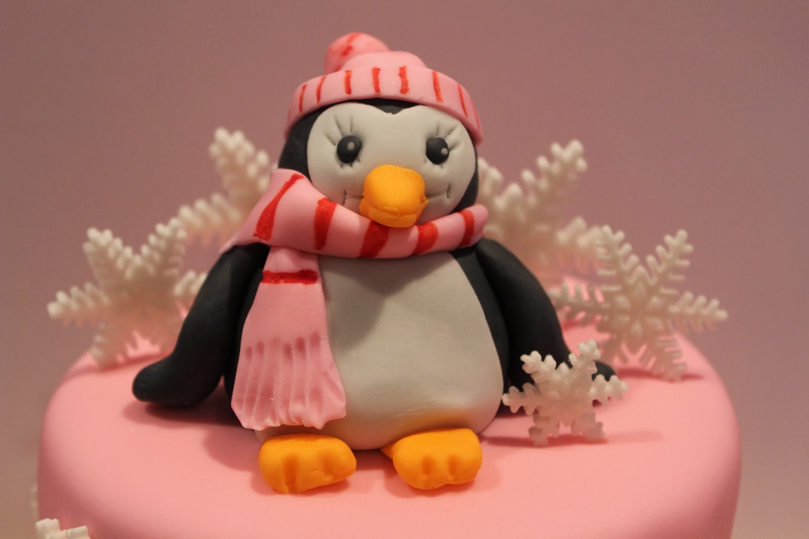 Cake It From Me: Penguin/snowflake birthday cake