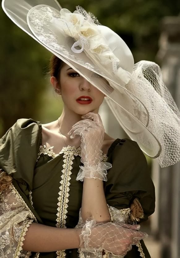 WhiteAzalea Destination Dresses Vintage Wedding Dresses for Outdoor