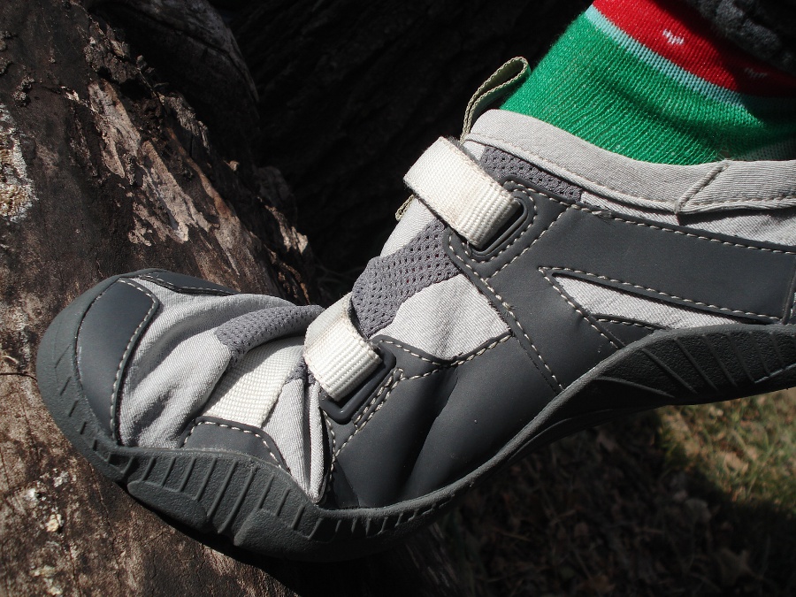 Barefoot Angie Bee Altra Eve minimal running shoe review