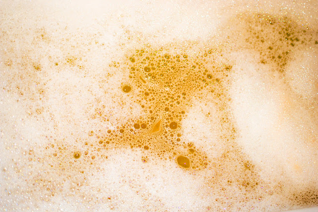 Lush sparkly pumpkin bubble bar Lush sparkly pumpkin bubble bar