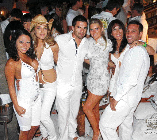 dress in white party