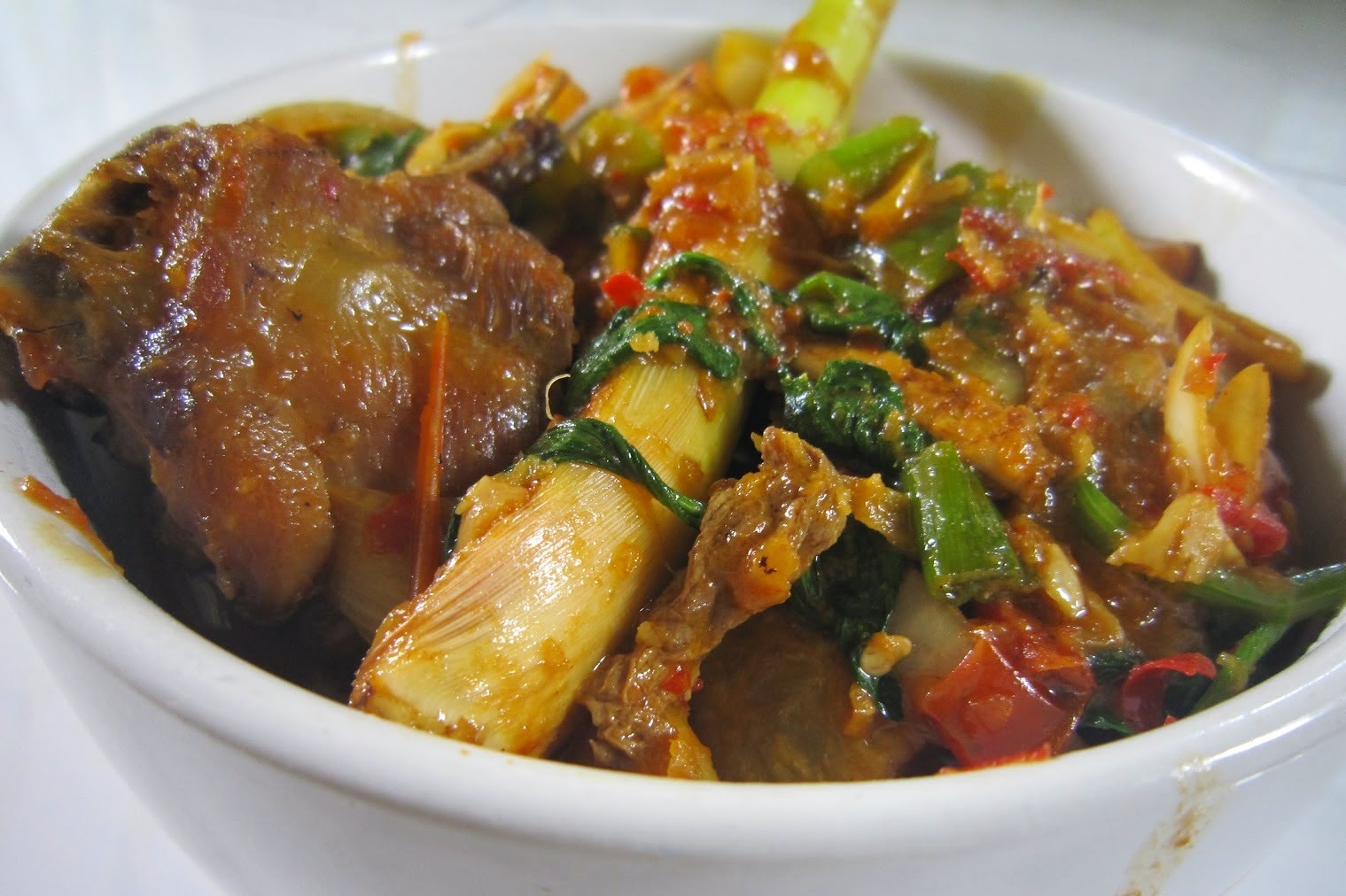 Resep Cara Membuat Semur Ayam Goreng Pekak