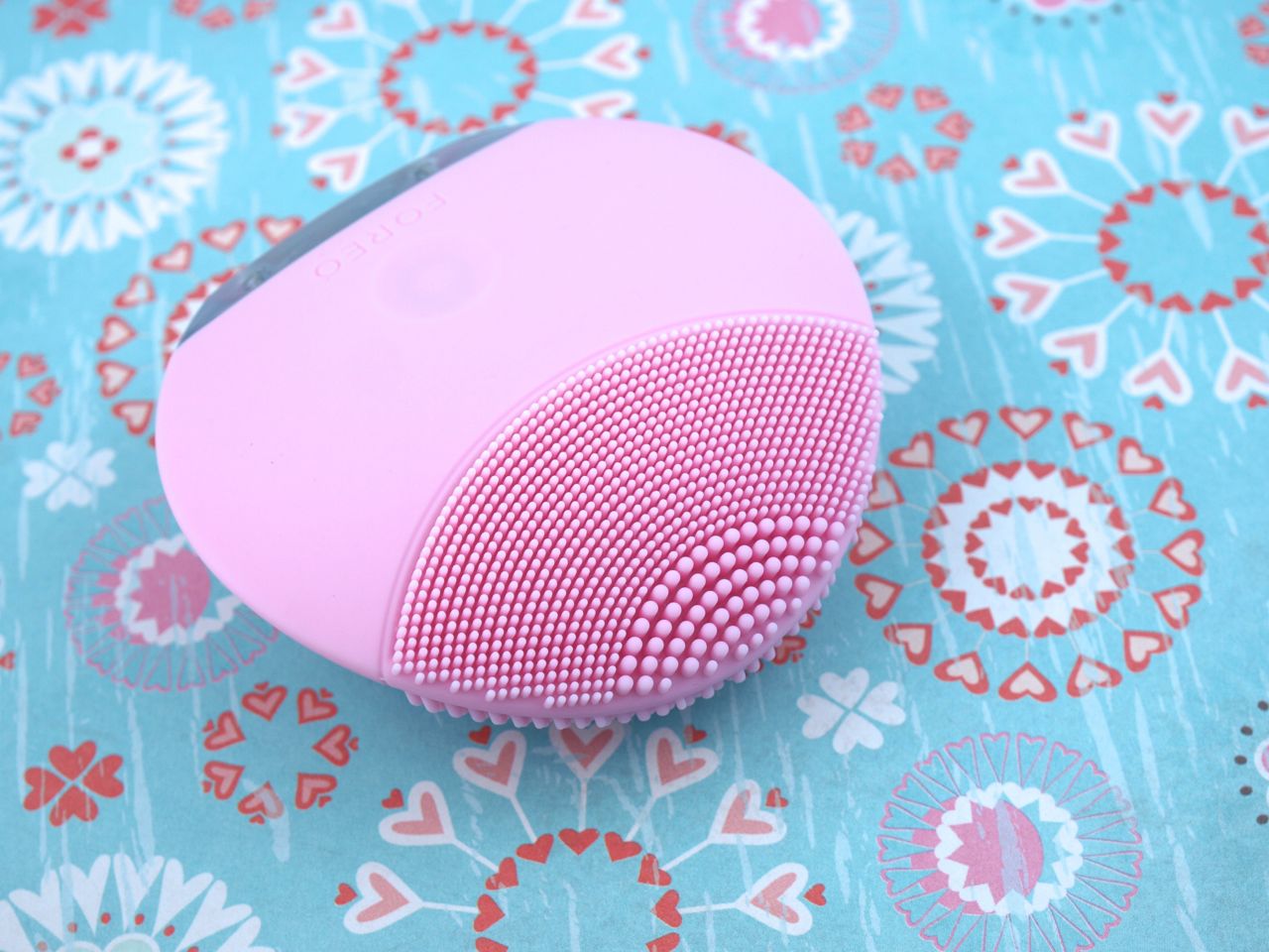 Foreo Luna Mini TSonic Facial Cleansing Device Review The Happy