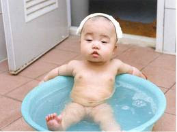 chinese boy sleepy bath