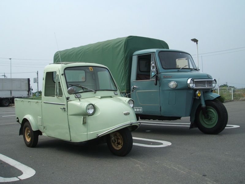 b0113_daihatsu_midget_02.jpg