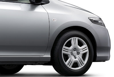 2013 Honda City Side Pic