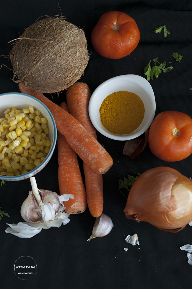 CREMA DE ZANAHORIA, TOMATE Y LECHE DE COCO Atrapada en mi cocina