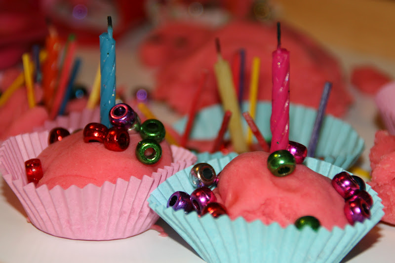 How To Make Cake Shaped Candles How To Make Cake Shaped Candles