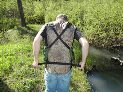 Adjusting the straps on the Ribz Front Pack Ribz Front Pack Alpine Green