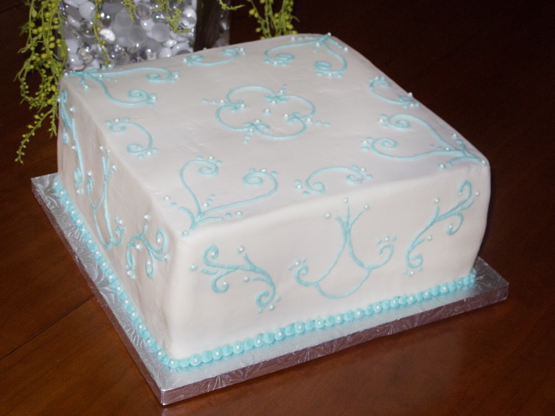 Bridal shower cake with edible pearls! Bridal shower cake with edible pearls!